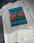 Large (14/16) organic the lakes tshirt (MISFIT)
