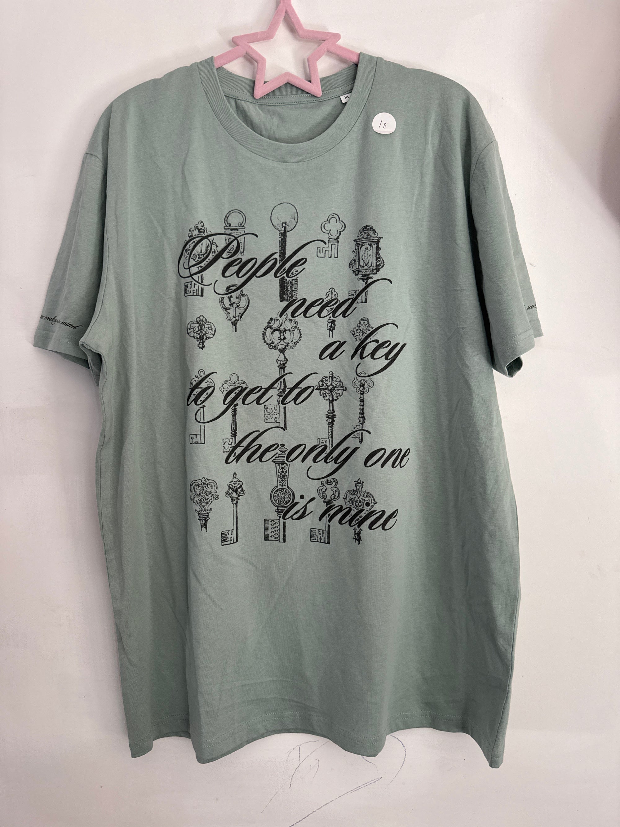 XL SALE- secret garden key aloe tshirt a1