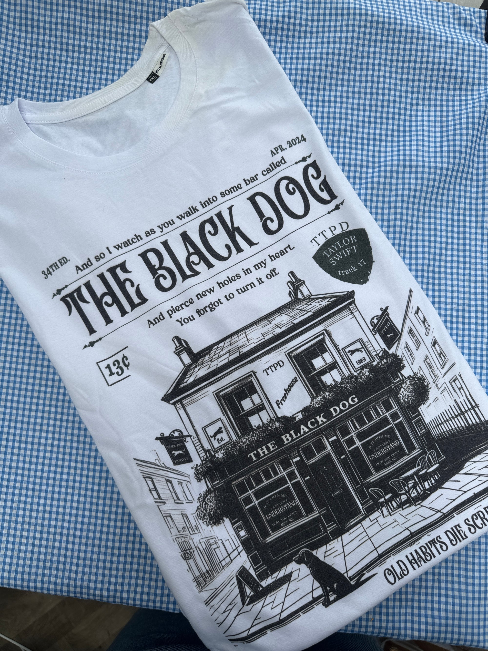 5xl misfit black dog tee